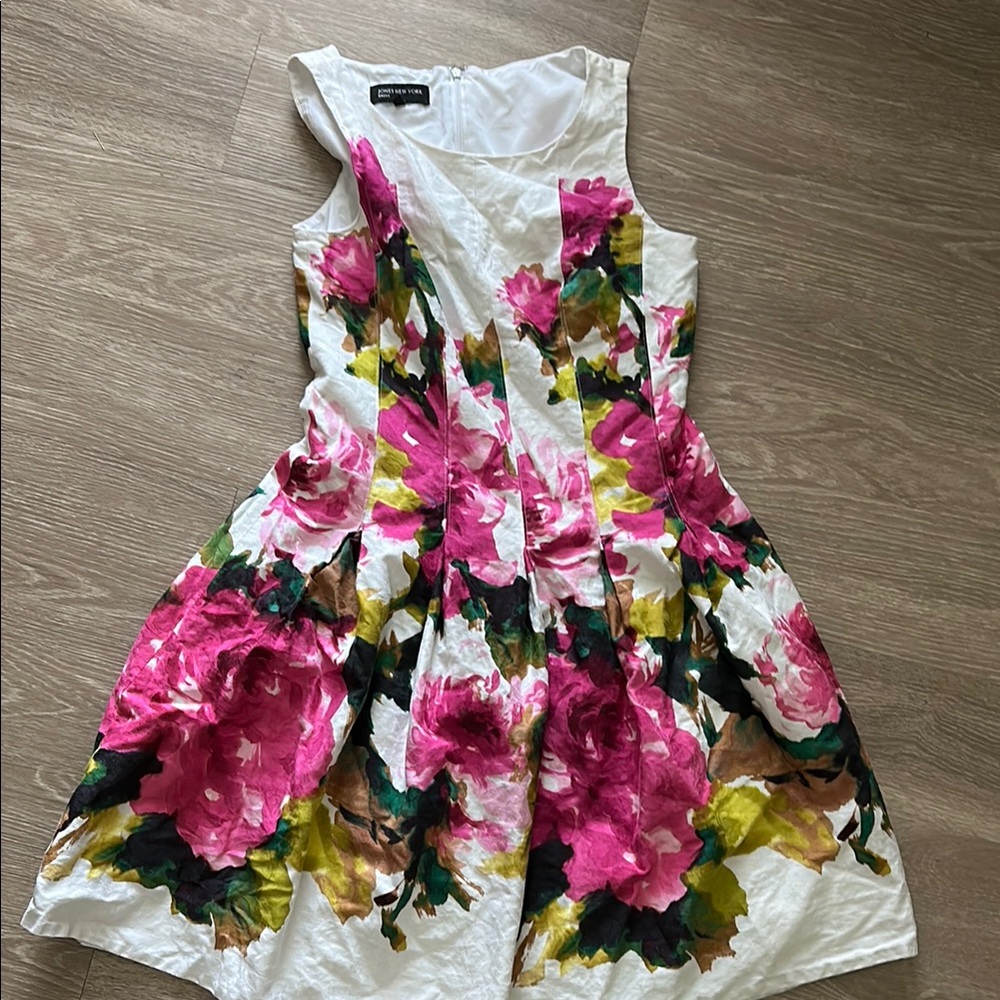 Jones New York Floral Sleeveless Dress, size 10